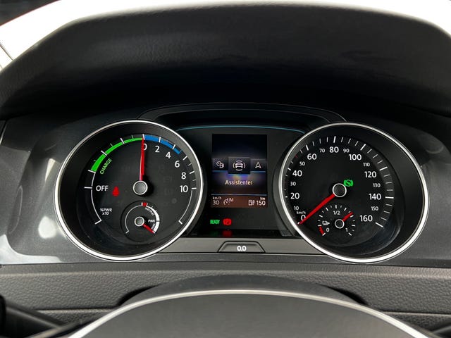 2018 VOLKSWAGEN GOLF - 28