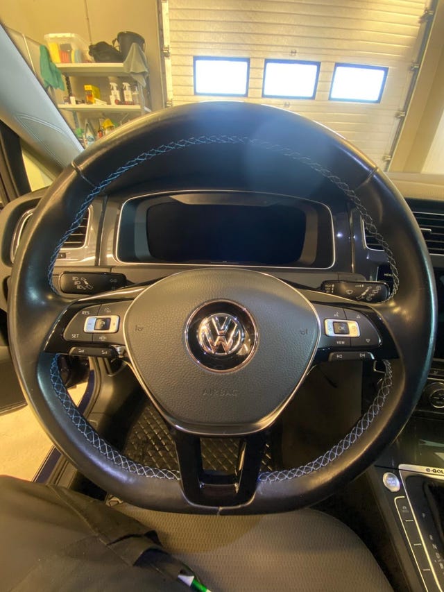 2019 VOLKSWAGEN GOLF - 15
