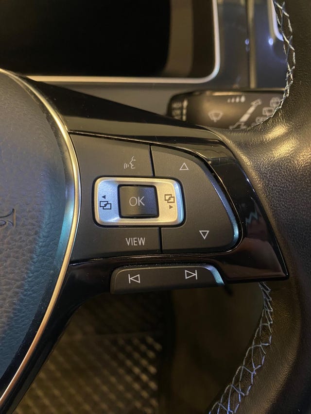 2019 VOLKSWAGEN GOLF - 17