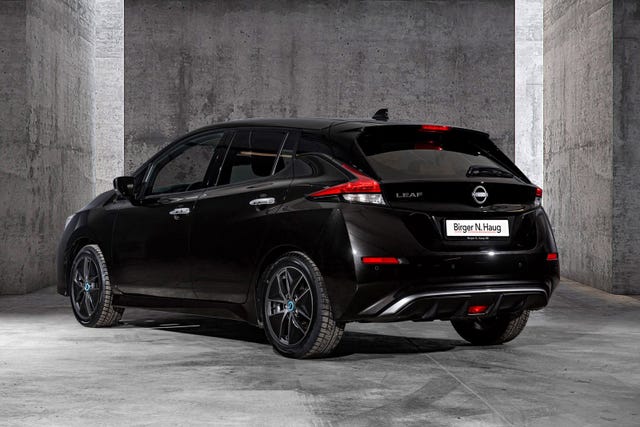2022 NISSAN LEAF - 8