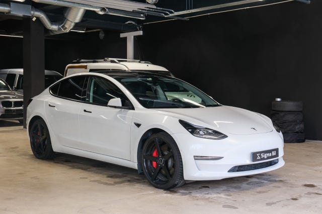 5YJ3E7EC2MF898585 2021 TESLA MODEL 3-4