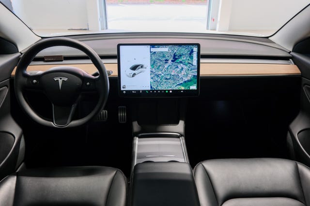 2021 TESLA MODEL 3 - 21