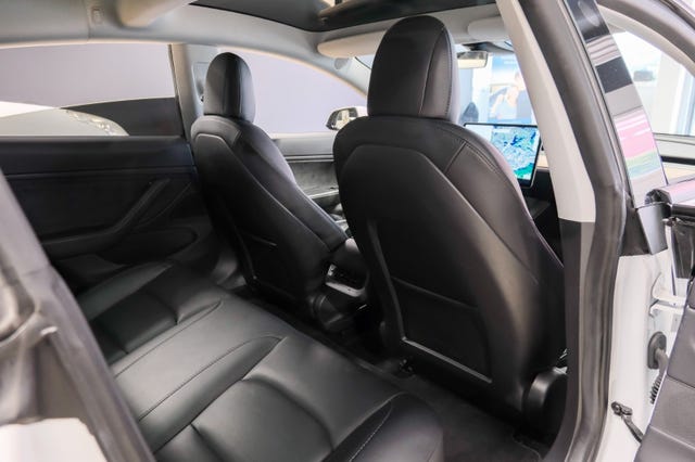 2021 TESLA MODEL 3 - 26