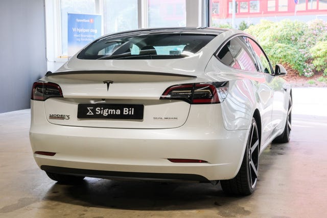 2021 TESLA MODEL 3 - 9