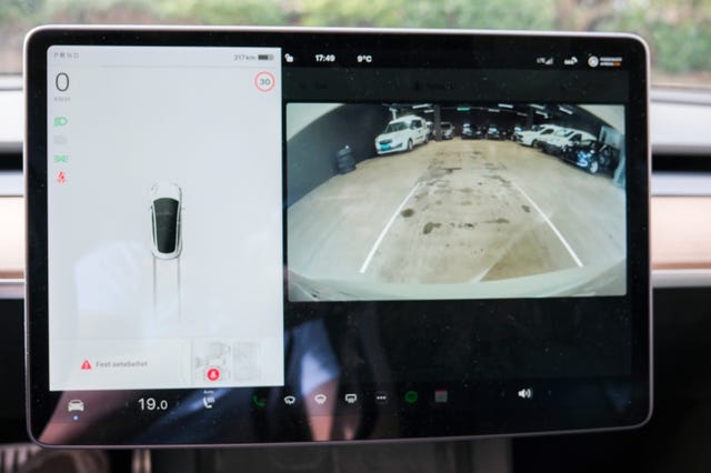 2021 TESLA MODEL 3 - 30