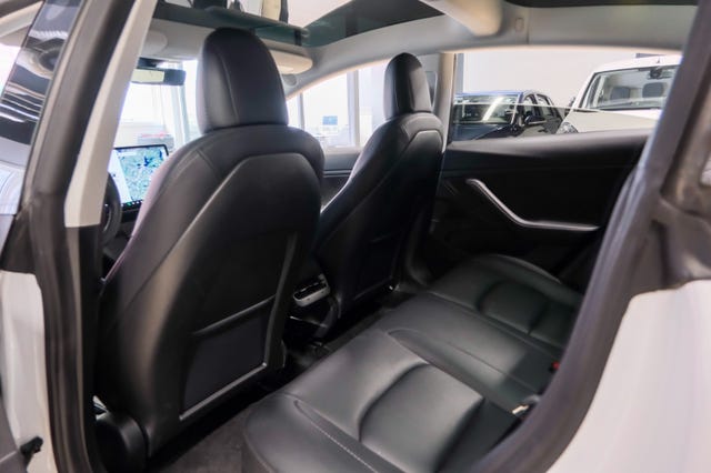 2021 TESLA MODEL 3 - 28
