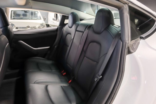 2021 TESLA MODEL 3 - 27