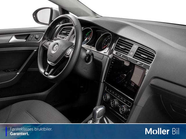 2019 VOLKSWAGEN GOLF - 11