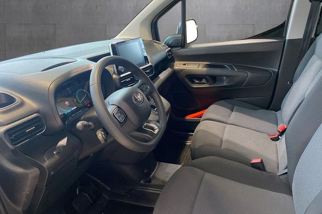 2023 TOYOTA PROACE CITY - 9