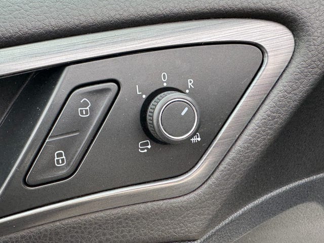 2019 VOLKSWAGEN GOLF - 17