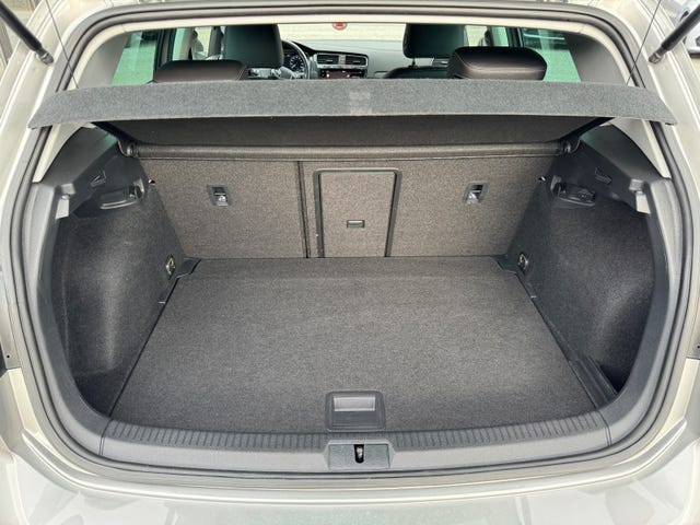 2019 VOLKSWAGEN GOLF - 23