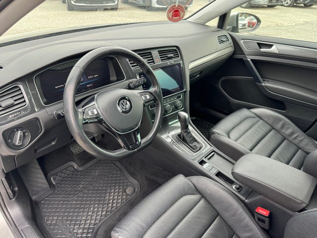 2019 VOLKSWAGEN GOLF - 8