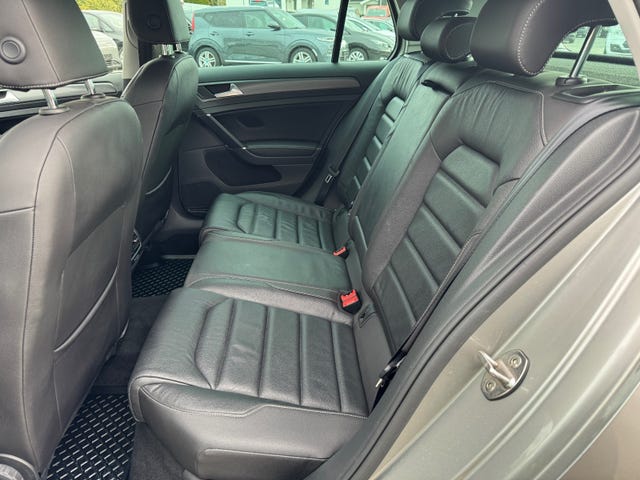 2019 VOLKSWAGEN GOLF - 22