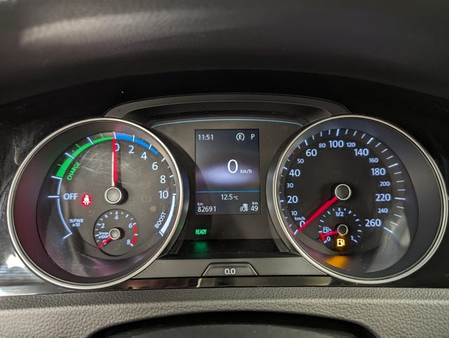 2019 VOLKSWAGEN GOLF - 26
