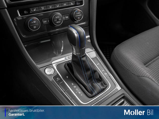 2019 VOLKSWAGEN GOLF - 20