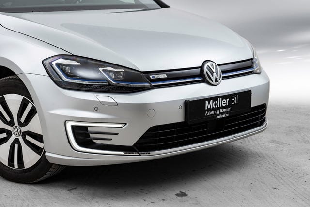 WVWZZZAUZKW917068 2019 VOLKSWAGEN GOLF-3