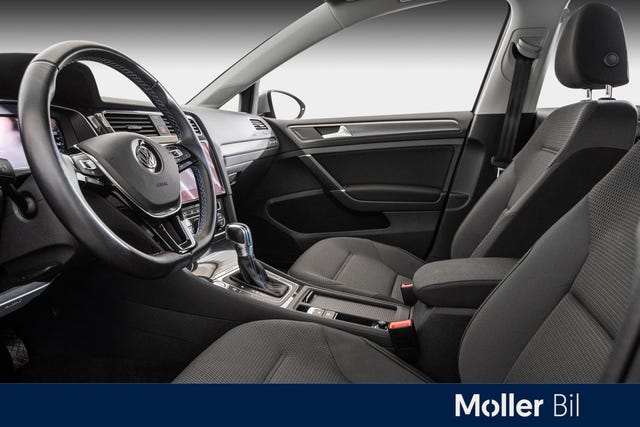 2019 VOLKSWAGEN GOLF - 18