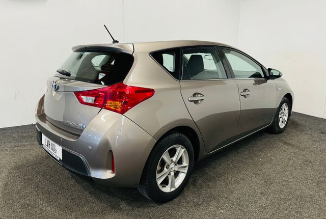 2013 TOYOTA AURIS - 11