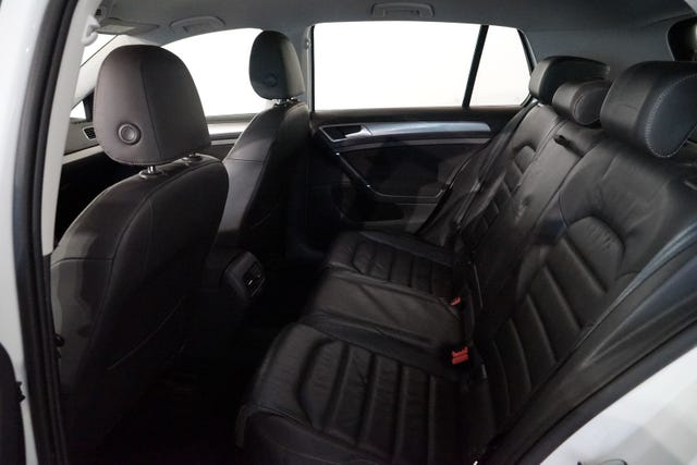 2015 VOLKSWAGEN GOLF - 12