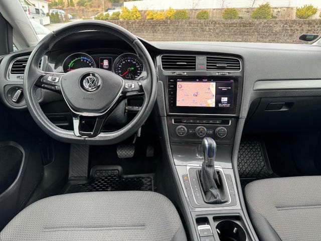 2019 VOLKSWAGEN GOLF - 9