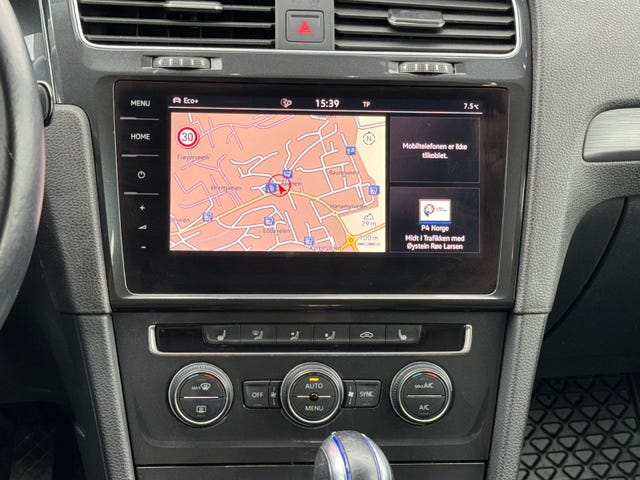 2019 VOLKSWAGEN GOLF - 11