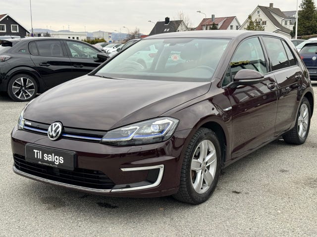 WVWZZZAUZJW911647 2018 VOLKSWAGEN GOLF-2
