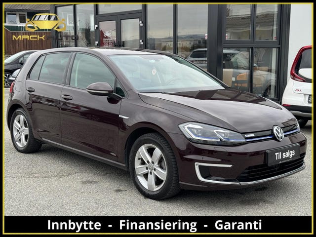 WVWZZZAUZJW911647 2018 VOLKSWAGEN GOLF-0