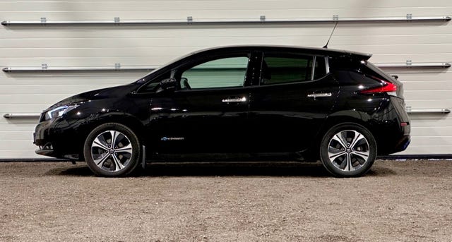 SJNFAAZE1U0017227 2018 NISSAN LEAF-4