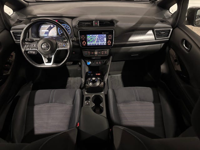 2018 NISSAN LEAF - 14