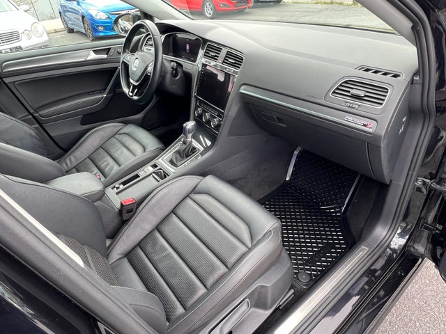 2018 VOLKSWAGEN GOLF - 10