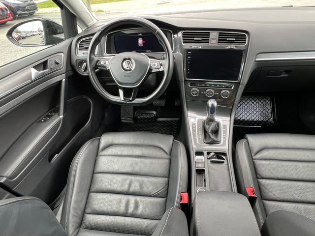 2018 VOLKSWAGEN GOLF - 12