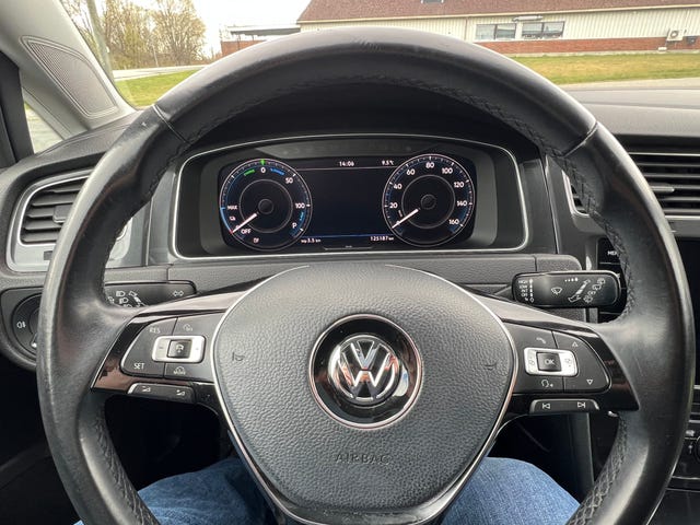 2018 VOLKSWAGEN GOLF - 15