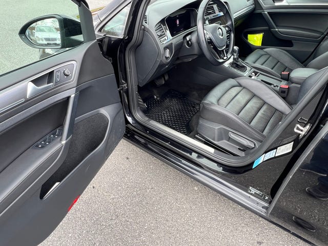 2018 VOLKSWAGEN GOLF - 13