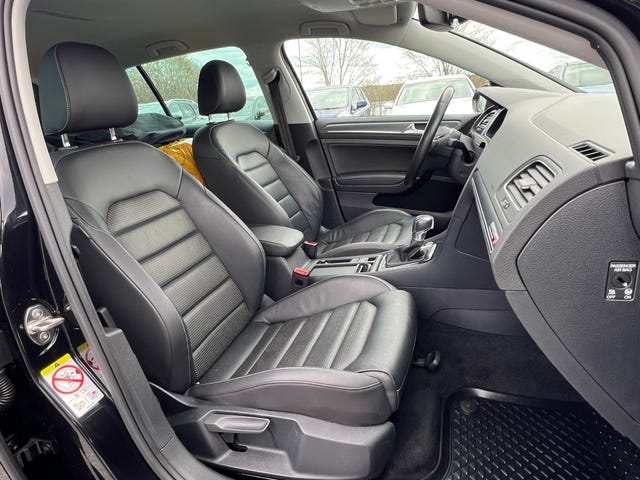2018 VOLKSWAGEN GOLF - 11