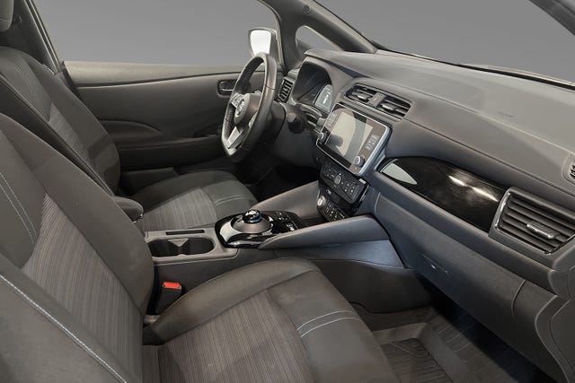 2021 NISSAN LEAF - 15