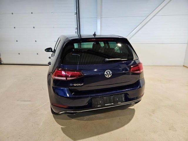 2019 VOLKSWAGEN GOLF - 23