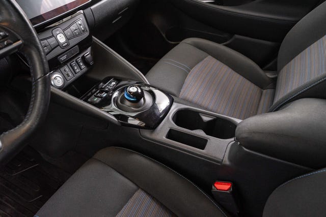 2021 NISSAN LEAF - 22