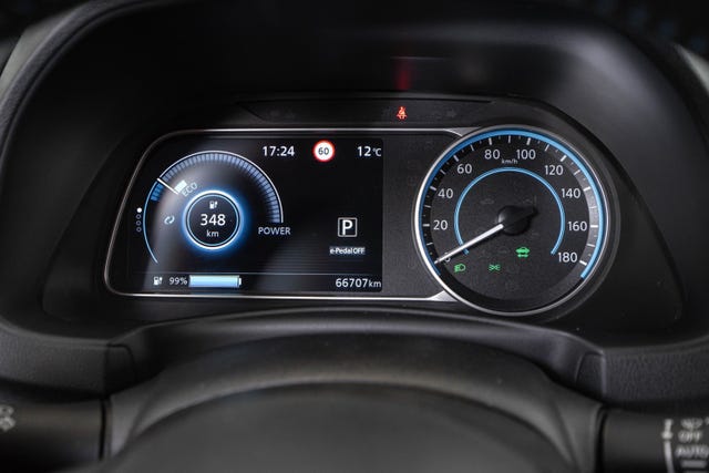 2021 NISSAN LEAF - 19