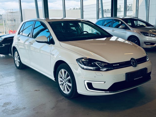 WVWZZZAUZJW901144 2018 VOLKSWAGEN GOLF-3