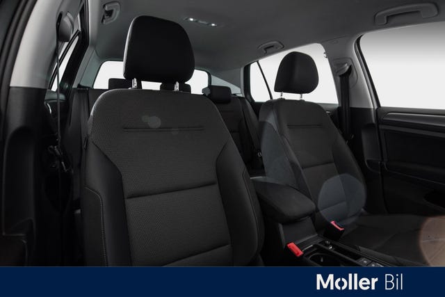 2019 VOLKSWAGEN GOLF - 28