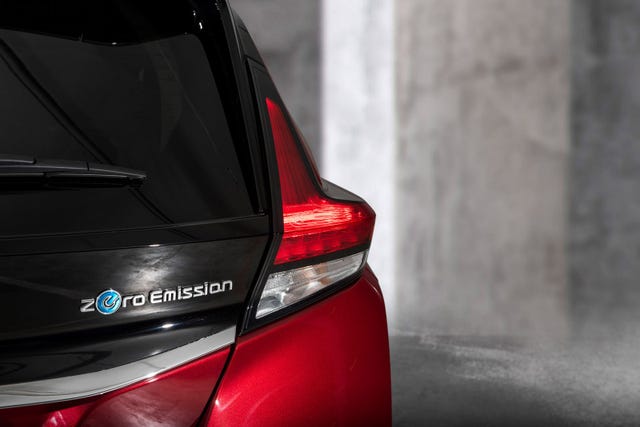 2021 NISSAN LEAF - 7