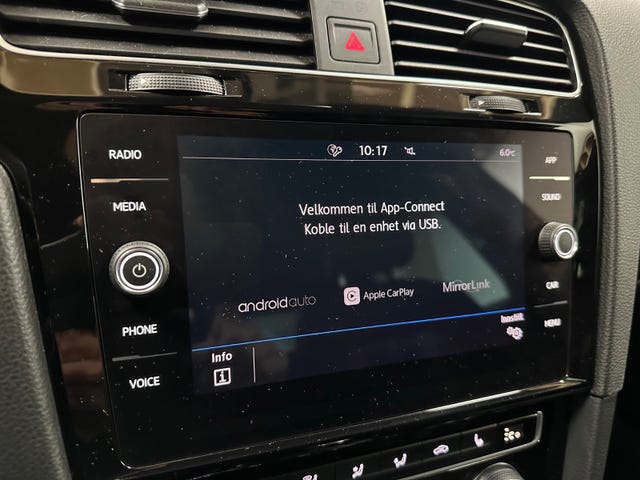 2019 VOLKSWAGEN GOLF - 18