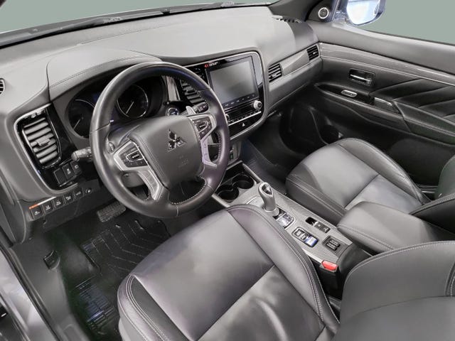 2020 MITSUBISHI OUTLANDER - 12