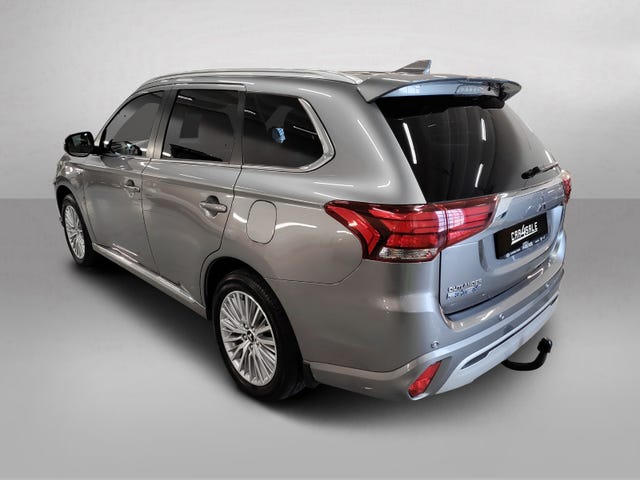 JMBXDGG3WLZ023219 2020 MITSUBISHI OUTLANDER-2