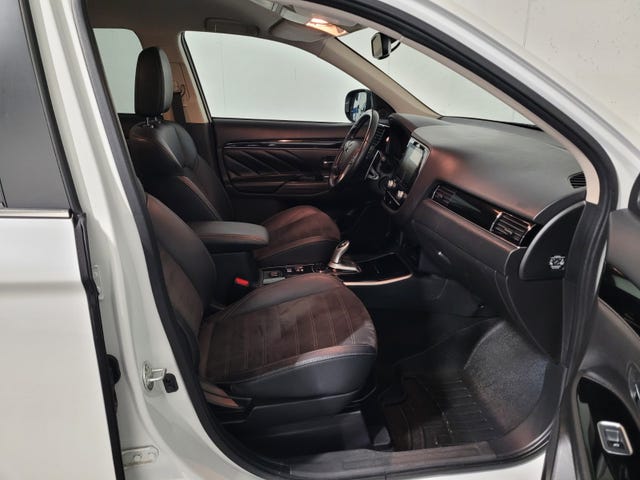 2020 MITSUBISHI OUTLANDER - 21