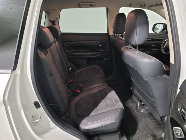 2020 MITSUBISHI OUTLANDER - 20