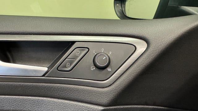 WVWZZZAUZLW903843 2019 VOLKSWAGEN GOLF-5