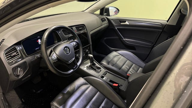 2019 VOLKSWAGEN GOLF - 7