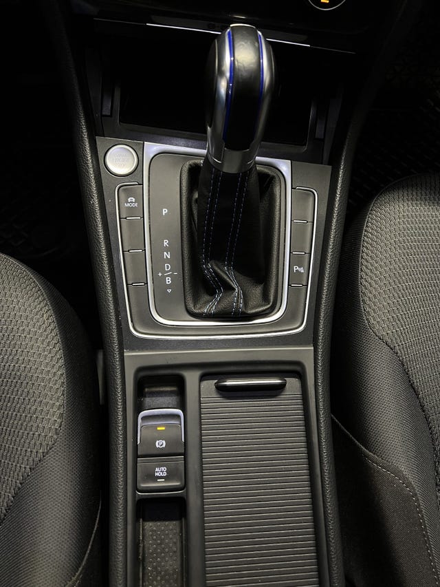 2018 VOLKSWAGEN GOLF - 72