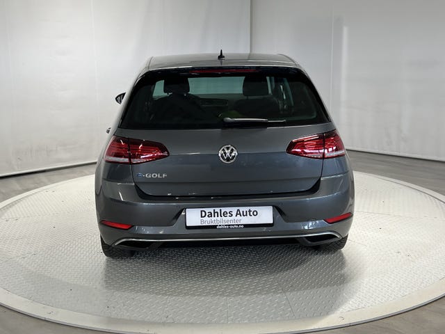 2018 VOLKSWAGEN GOLF - 24